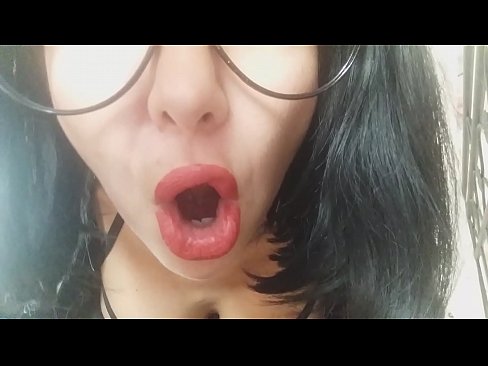 ❤️ Mpenzi, mama yako wa kambo hatakuruhusu kwenda shule leo... nakuhitaji sana... Video ya mkundu ❤